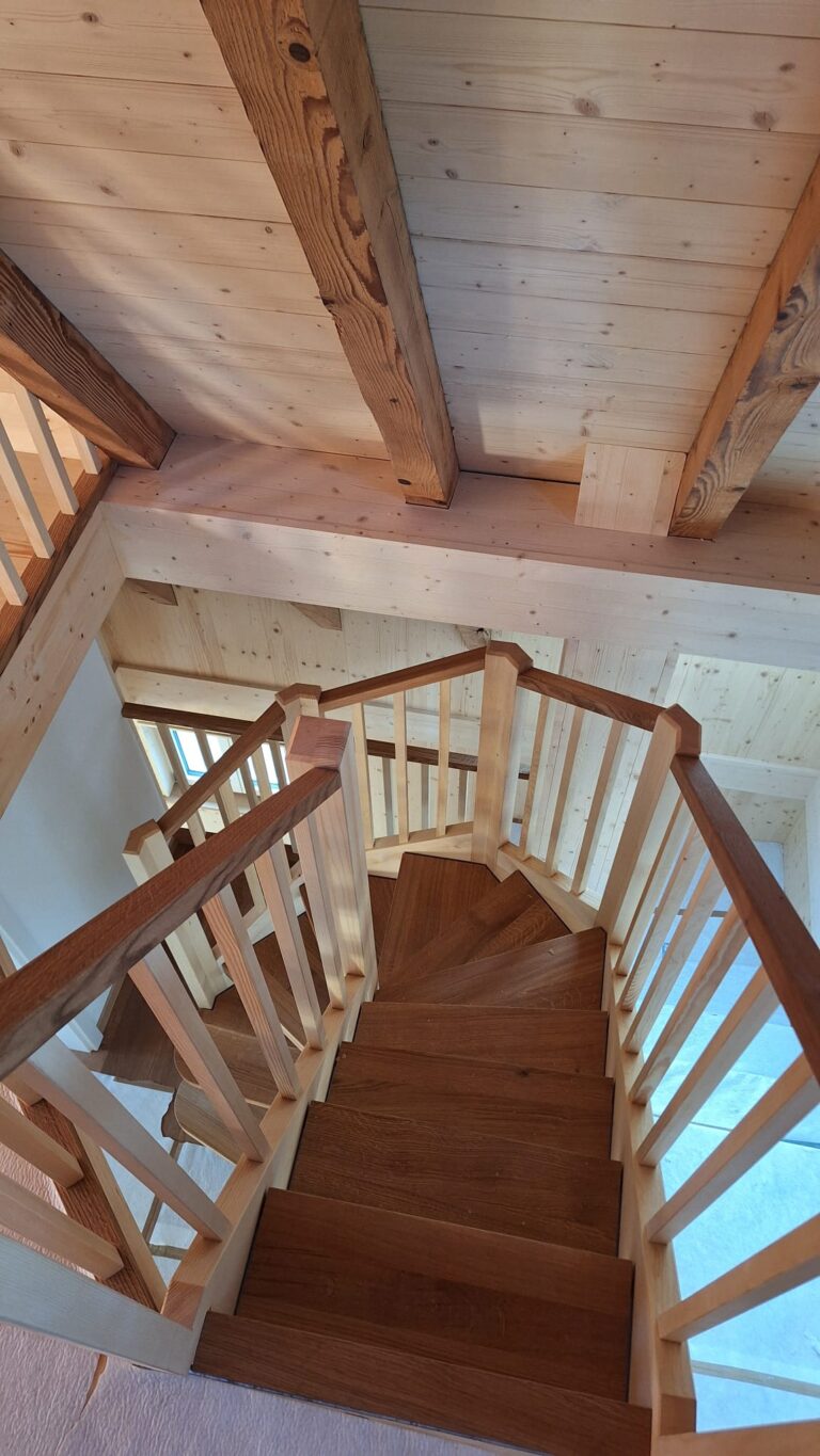 Mehr über den Artikel erfahren Treppe in Langnau